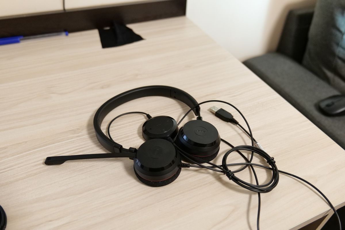 How To Activate Noise Cancellation On Jabra Evolve 20