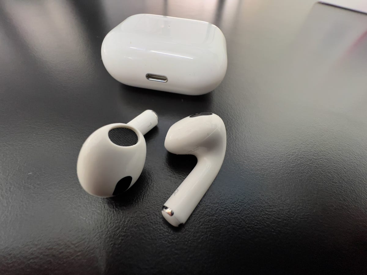 do airpods 3 gen have noise cancellation