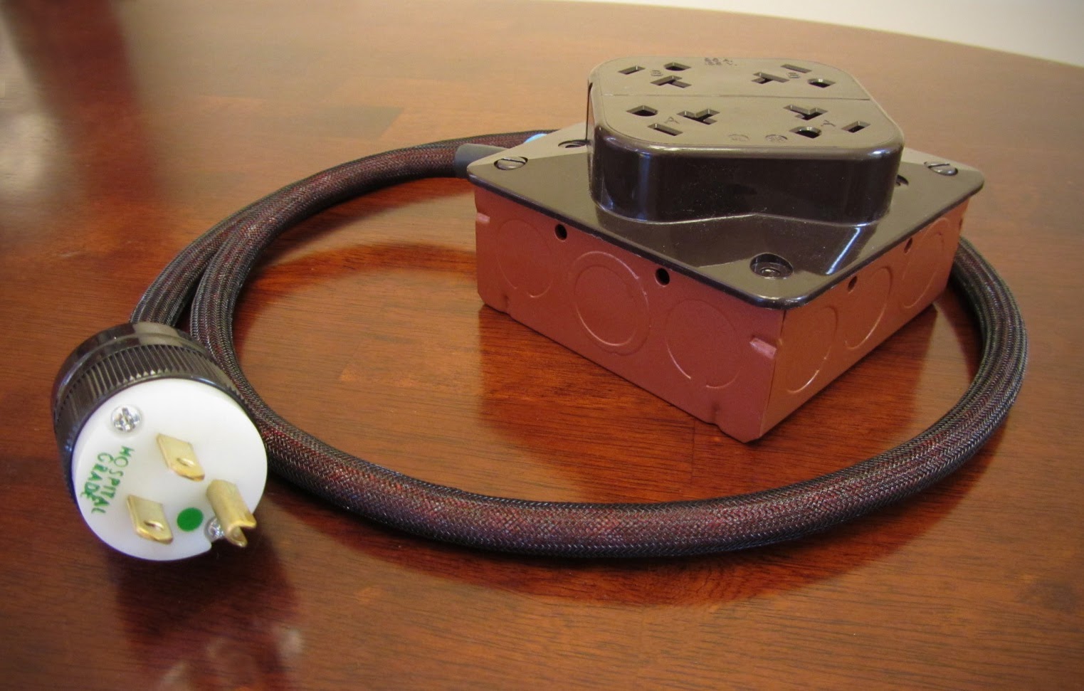How To Make An Audiophile Strip Electrical Outlet Box