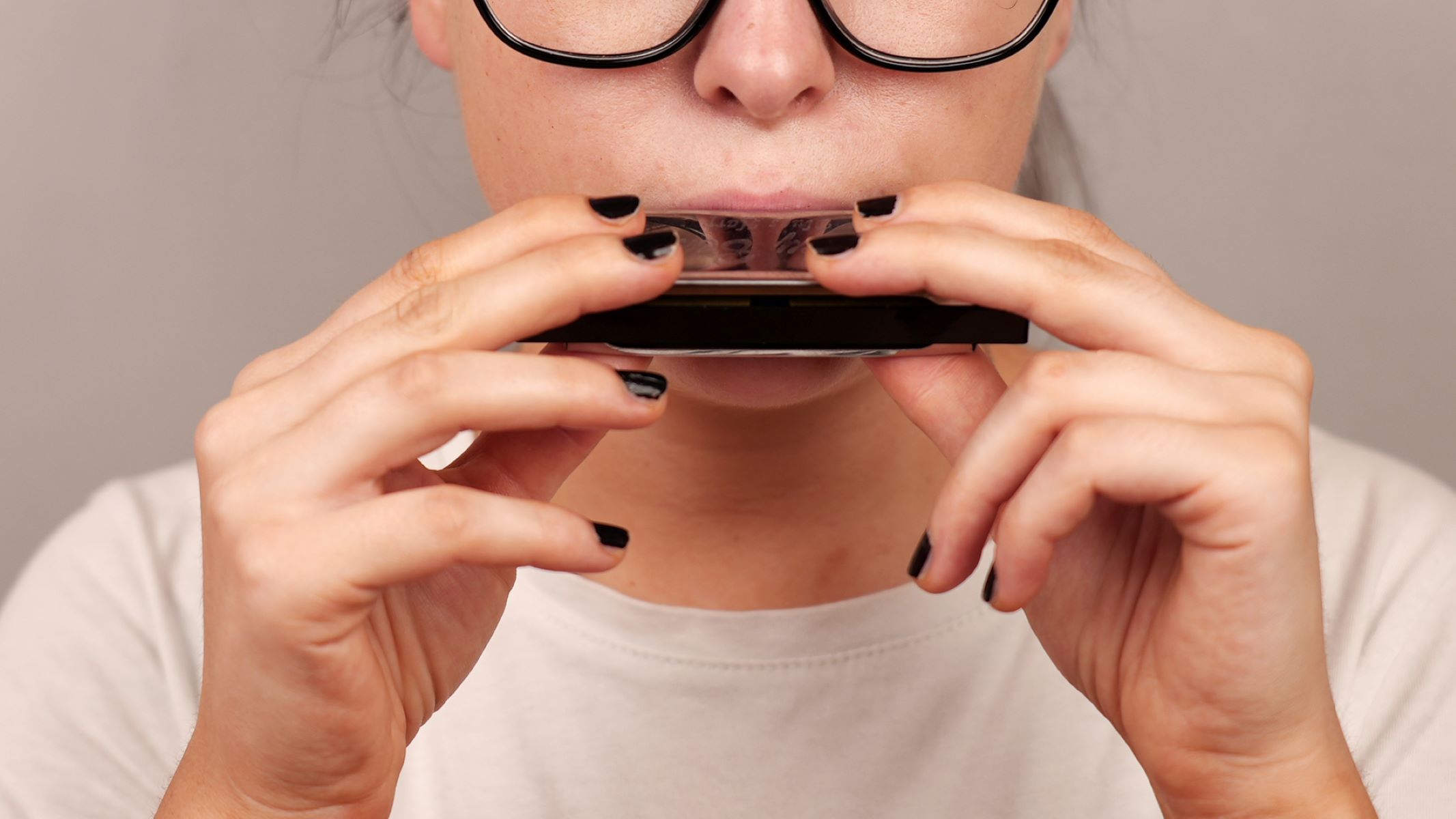 How To Play One Note On Harmonica