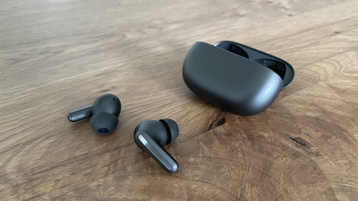 How Do You Connect Your True Wireless Stereo V4.1 Earbuds