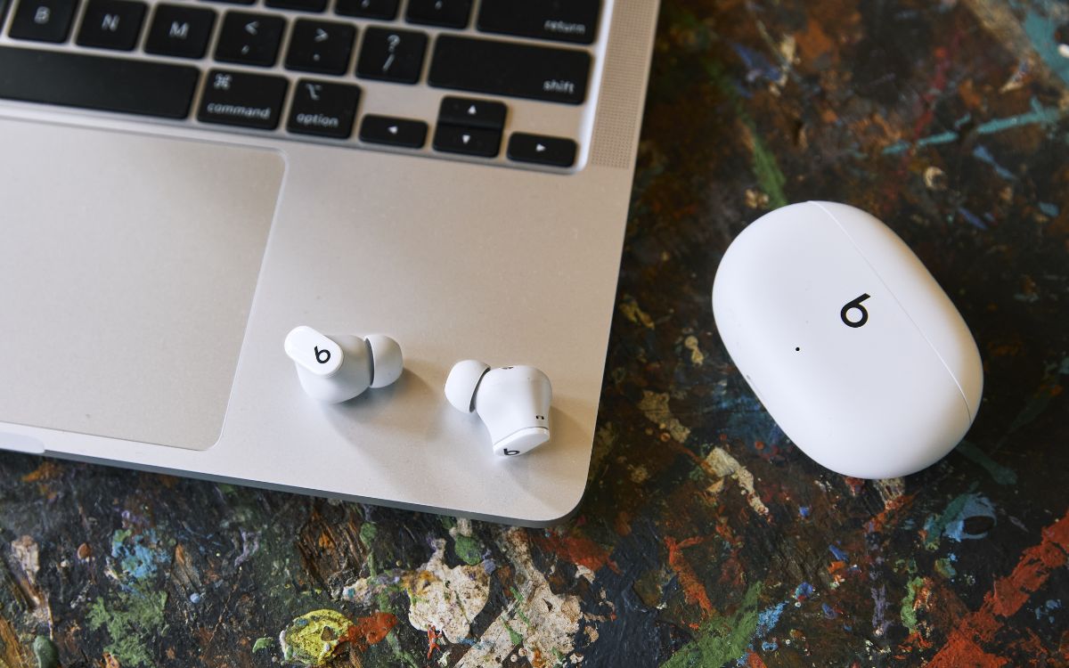 How To Connect Beats Earbuds To Macbook