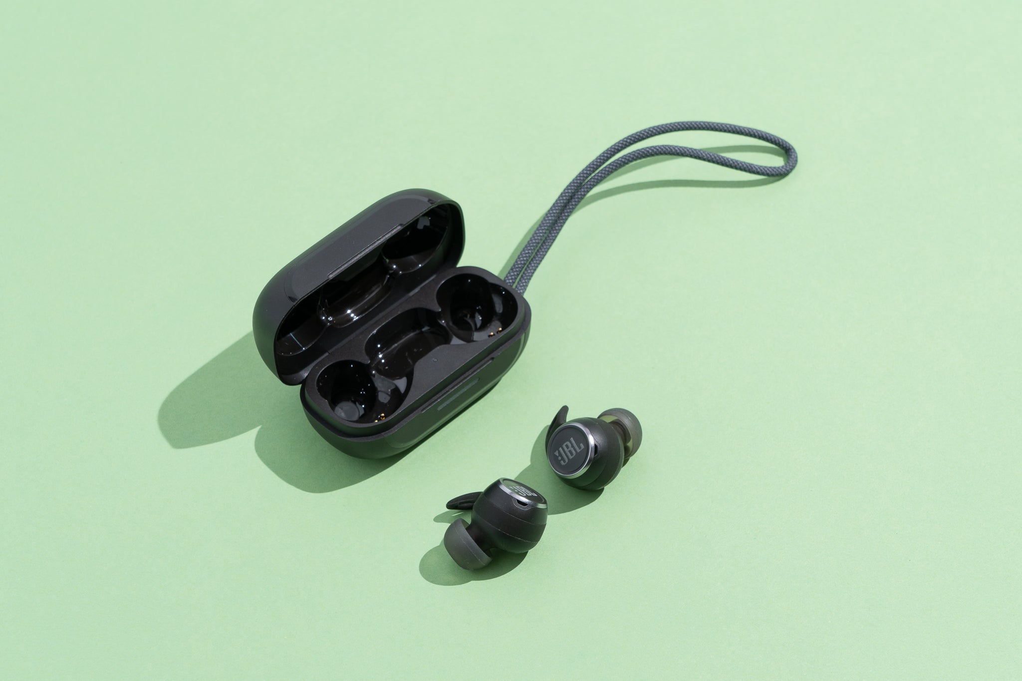 How To Connect Bluetooth JBL Earbuds