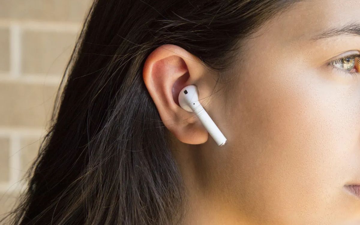 How To Make Earbuds Stay In Your Ear