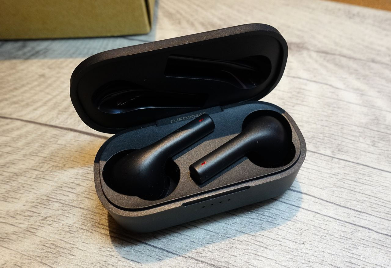 How To Pair Aukey Earbuds