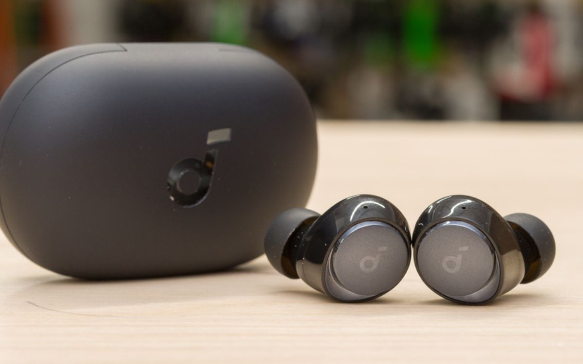 How To Pair Soundcore Earbuds