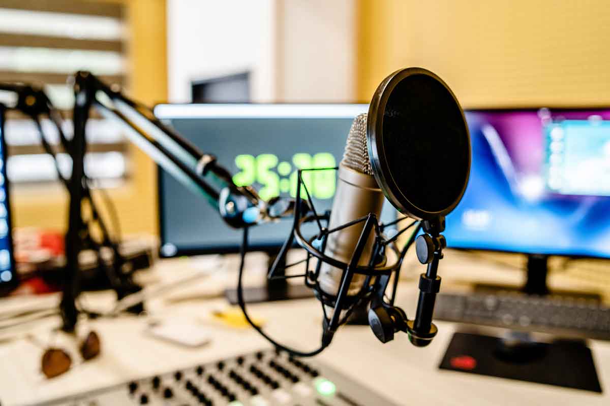 How To Start A Podcast To Make Money