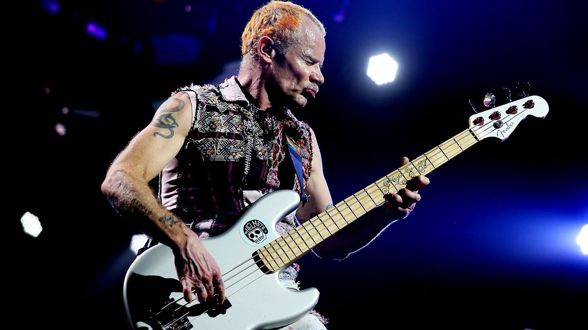 What Bass Does Flea Play