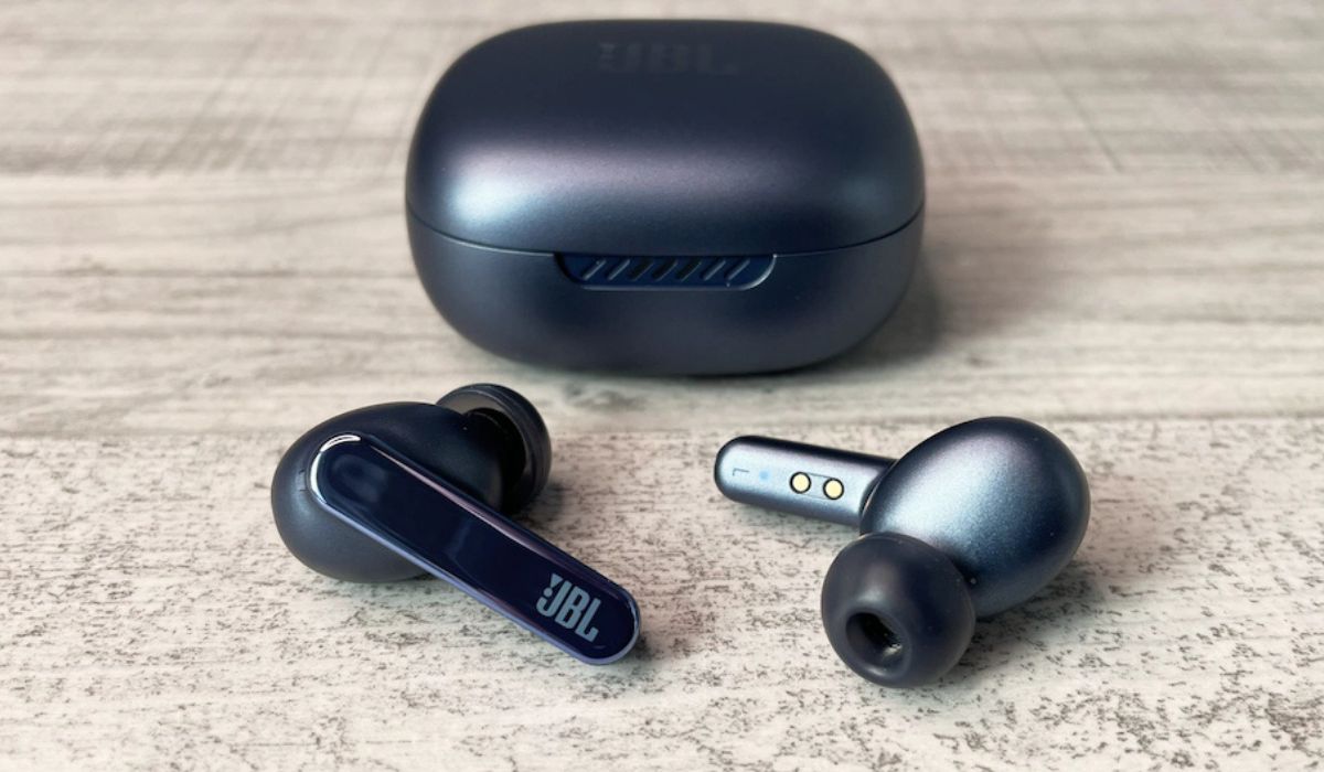 Turn on best sale jbl wireless headphones