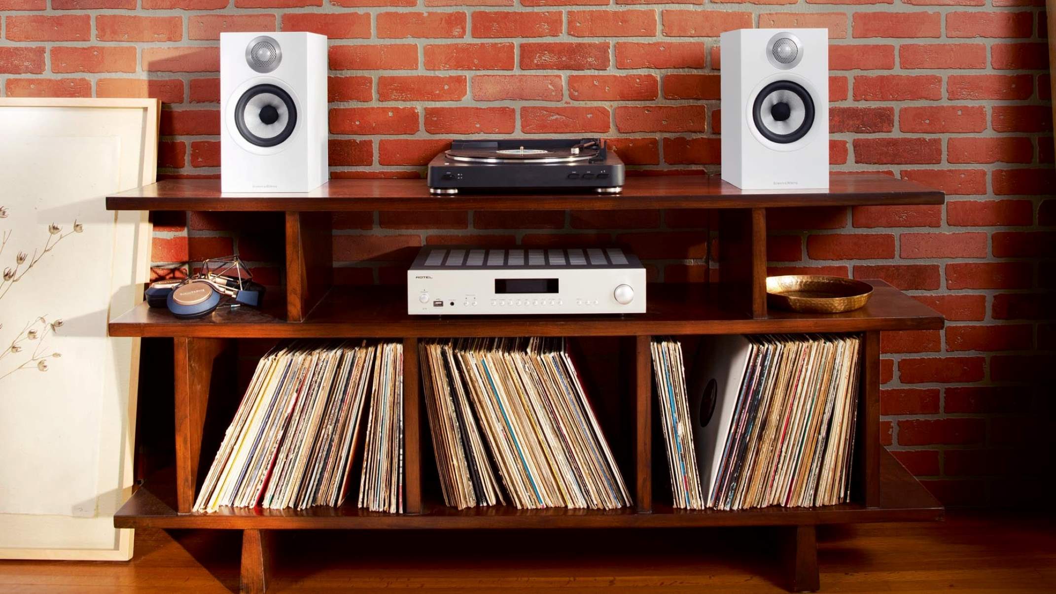 How To Connect Subwoofer To Bookshelf Speakers