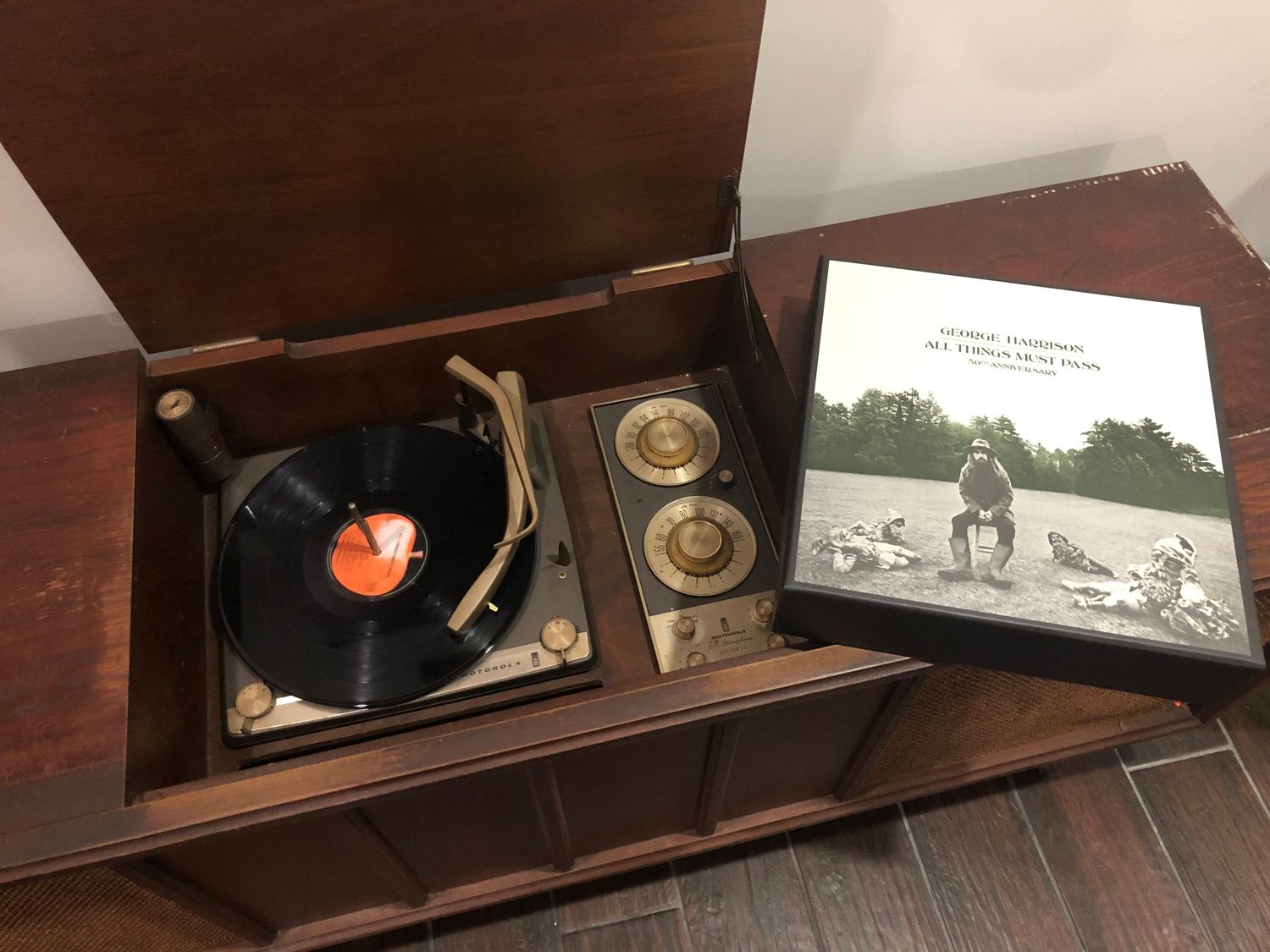 How To Hook A Newer Component Turntable To An Old Console Stereo
