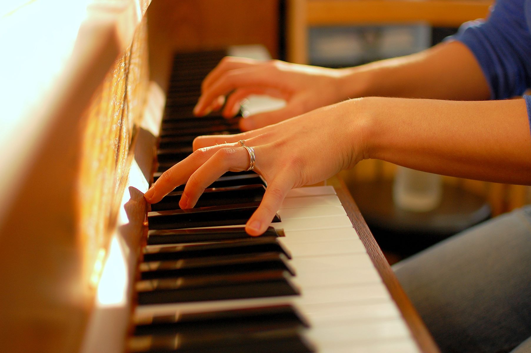 How To Play Popular Songs On Piano