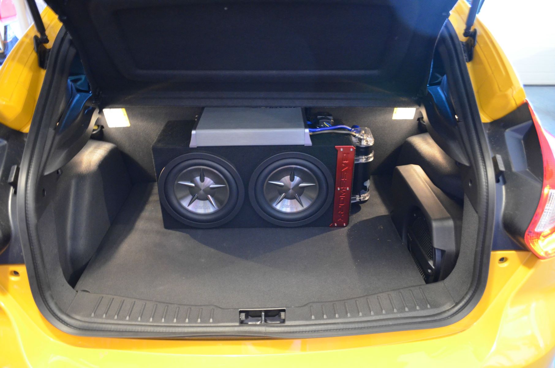 How To Put A Subwoofer In 2014 Ford Focus