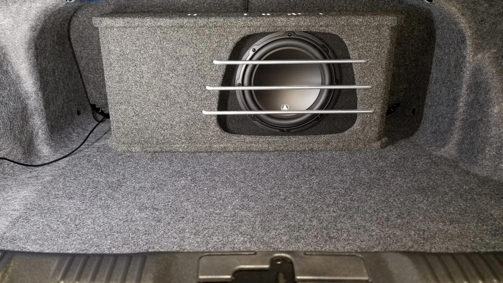 How To Secure Subwoofer Box In Trunk