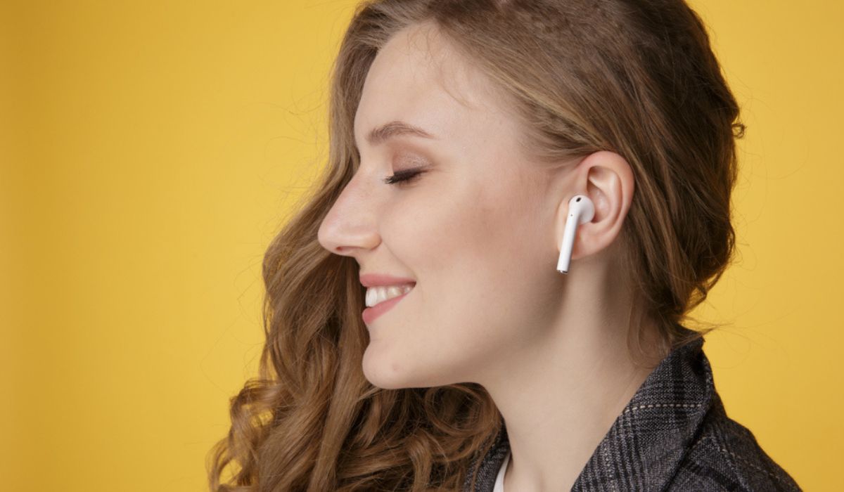 How To Wear Apple Earbuds