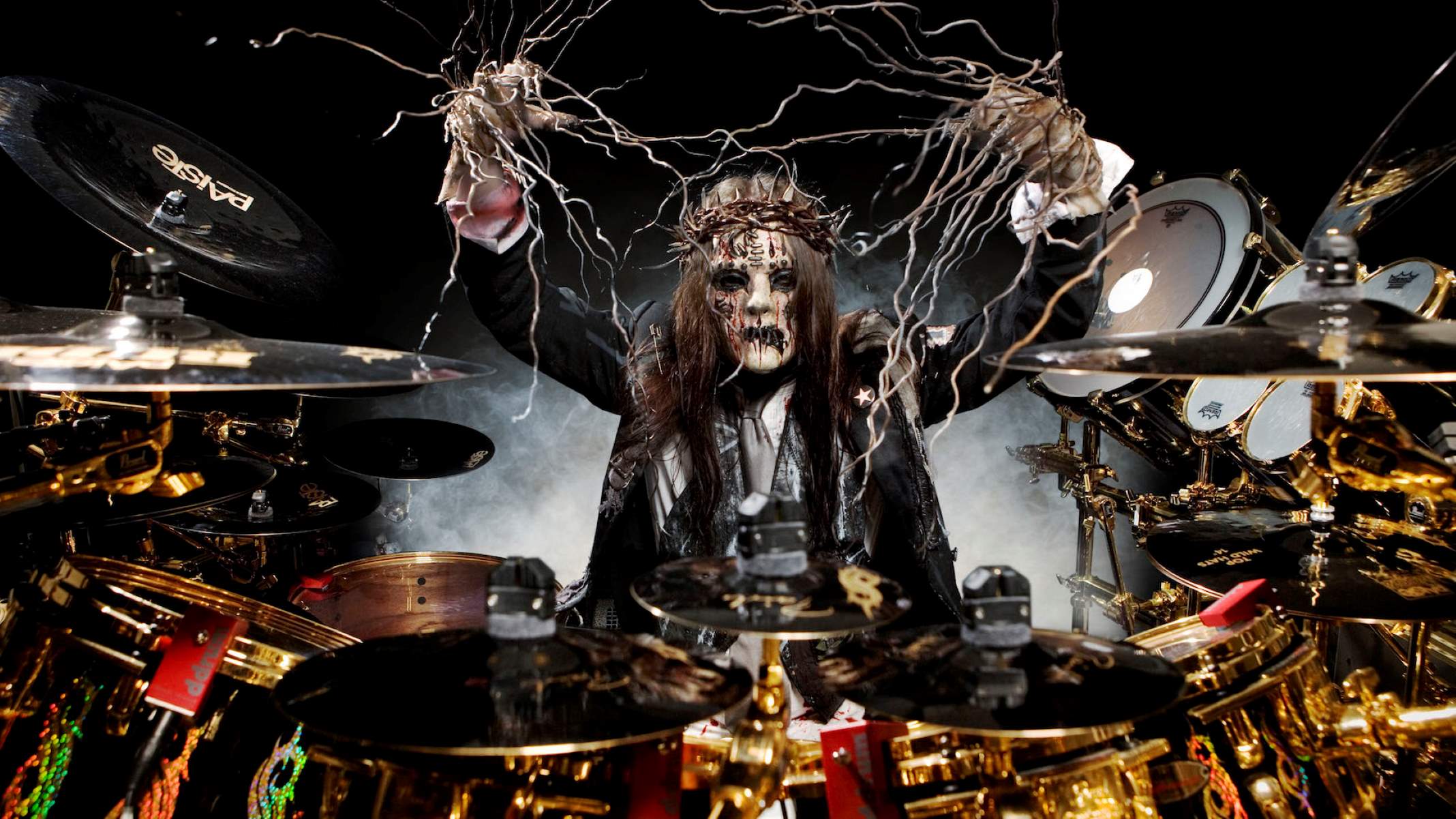 Slipknot Concert: When Joey Plays Drums Upside Down