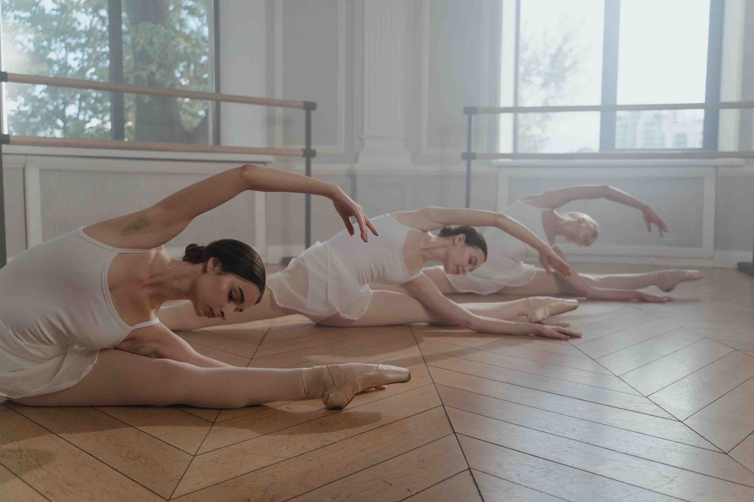 What Are The Specific Physical Characteristics For Body Type In Professional Ballet?