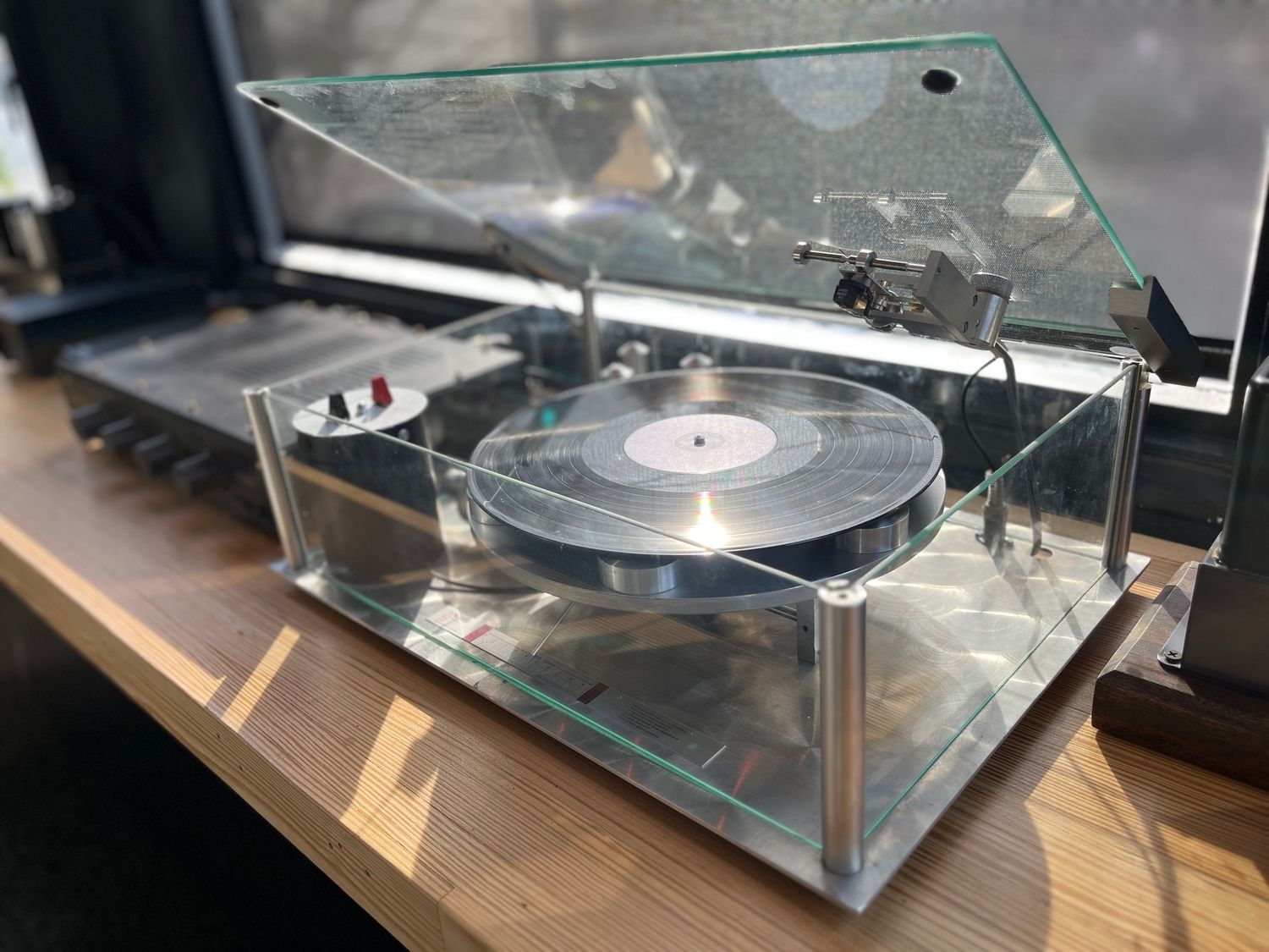 What Is Different About A Transcription Turntable?