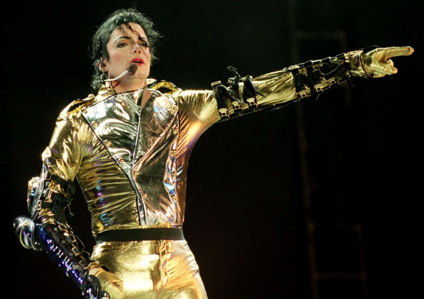 Which Chart-Topping Musician Is Known As The King Of Pop