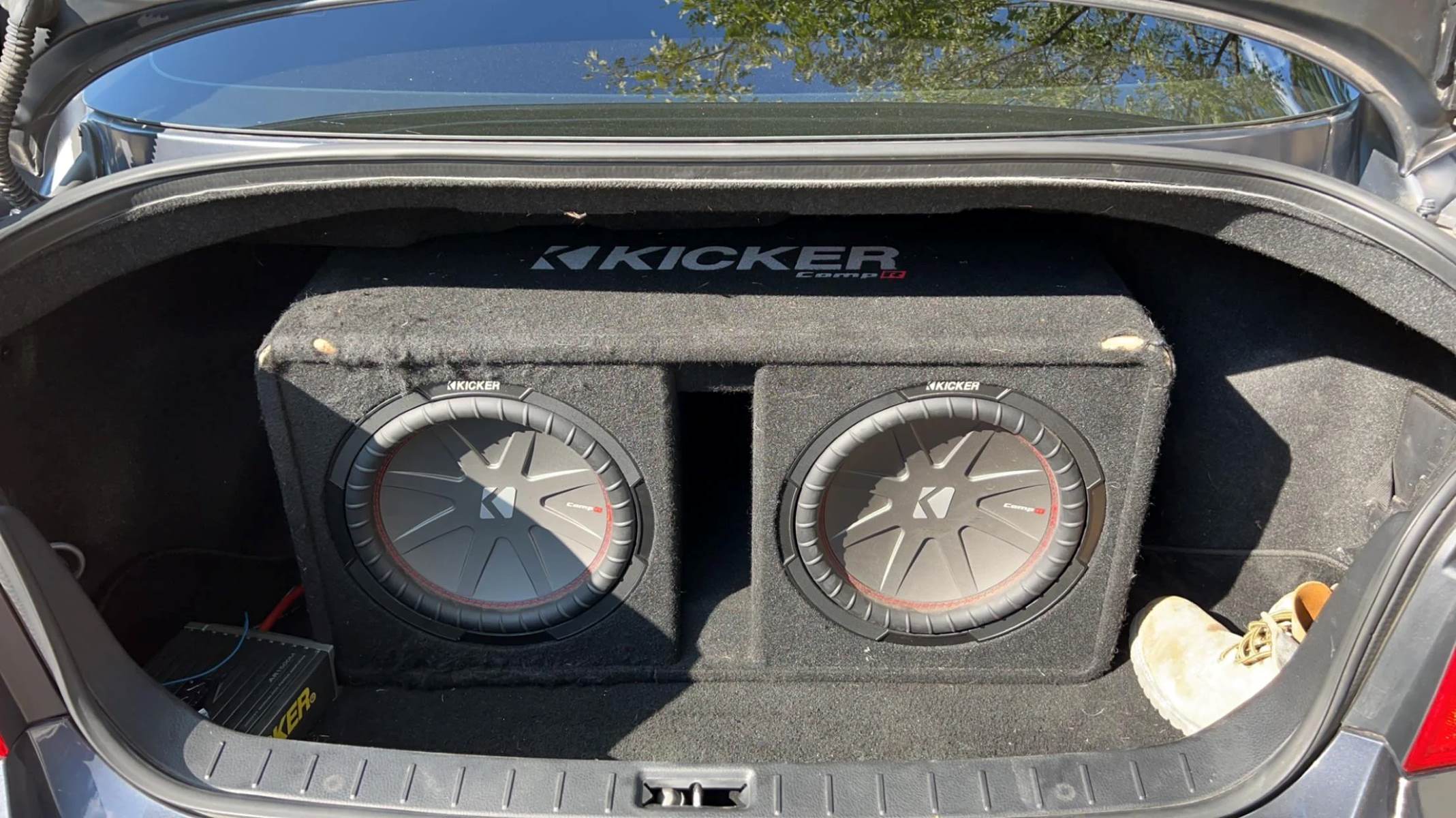 Which Way Should Subwoofer Face In Trunk