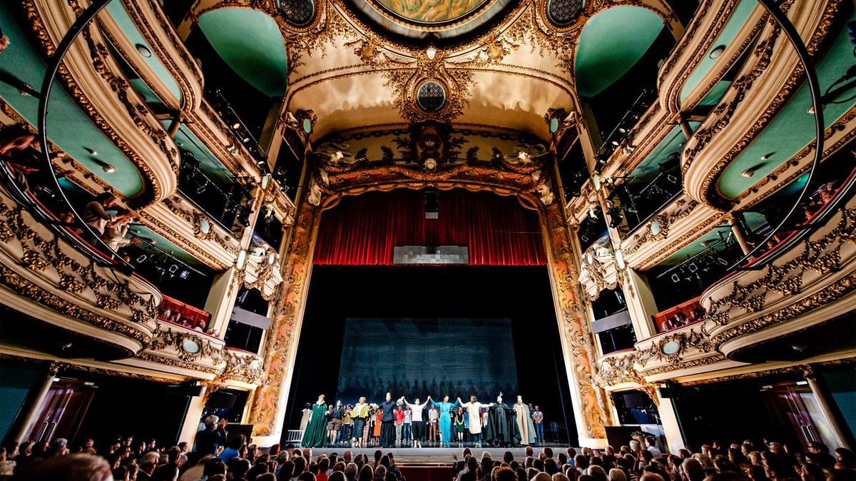 Why Is Opera In Italian
