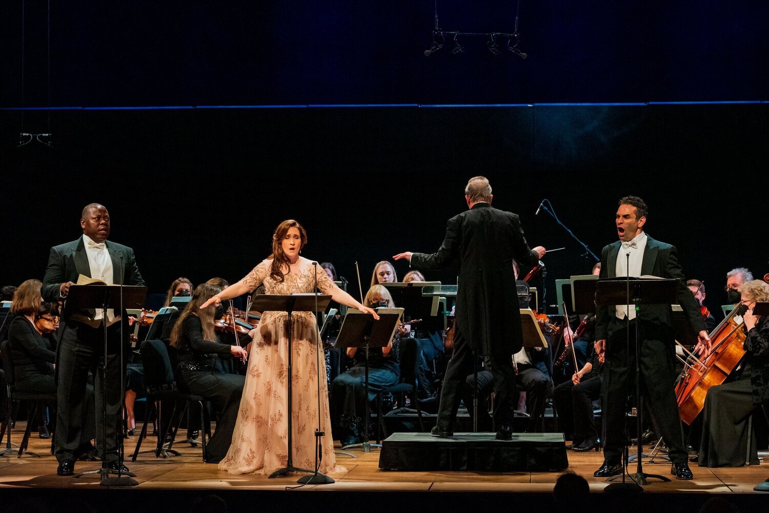 How Can An Opera Singer Be Heard Over An Orchestra