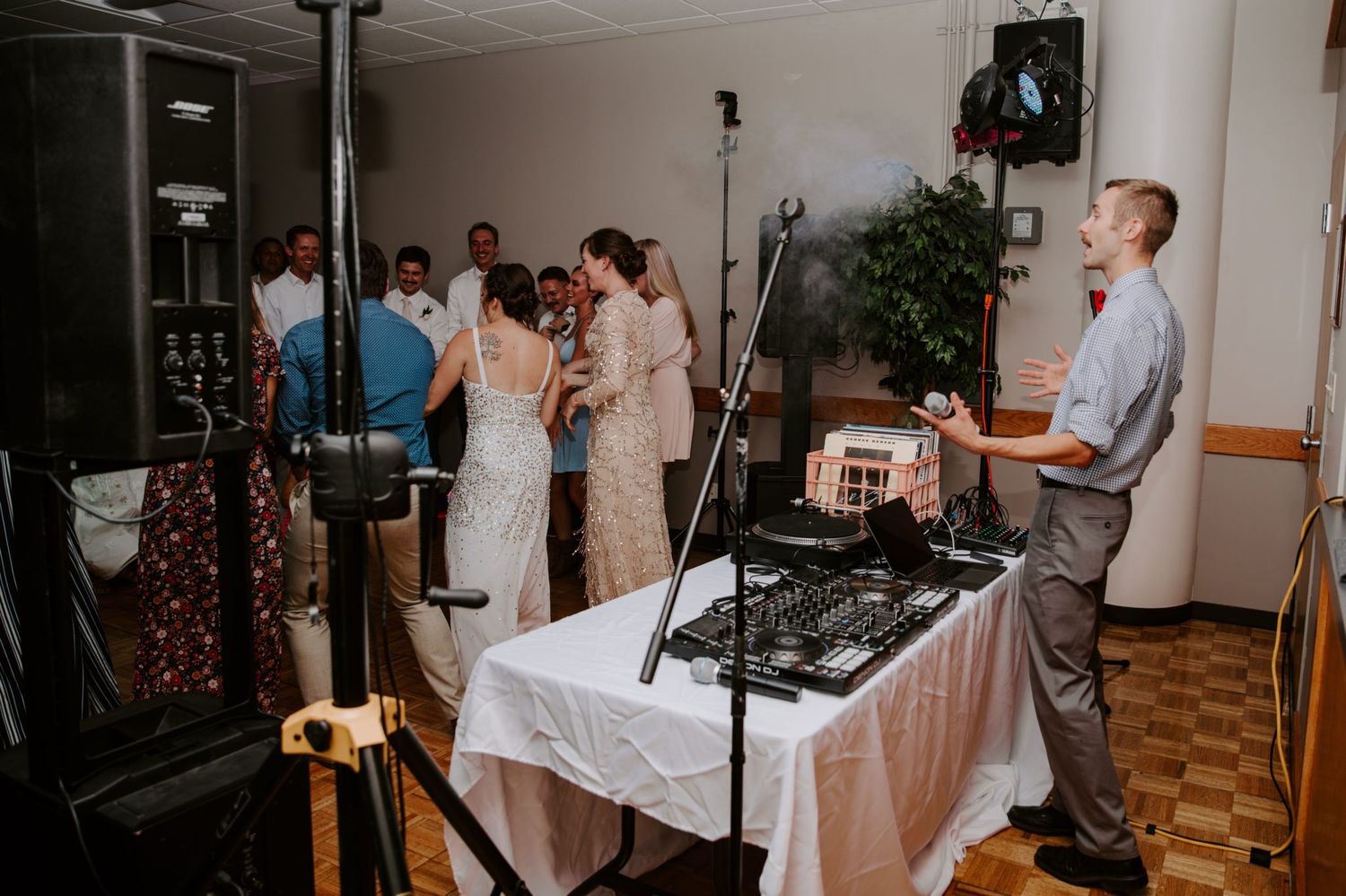 How To Pick A Wedding DJ