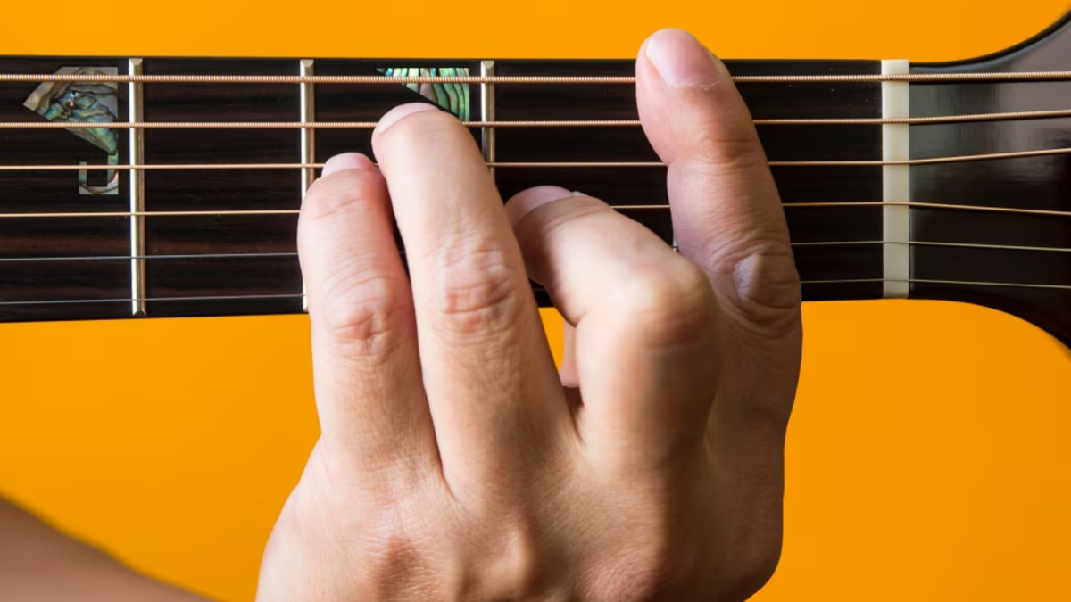 How To Play Basic Guitar Chords