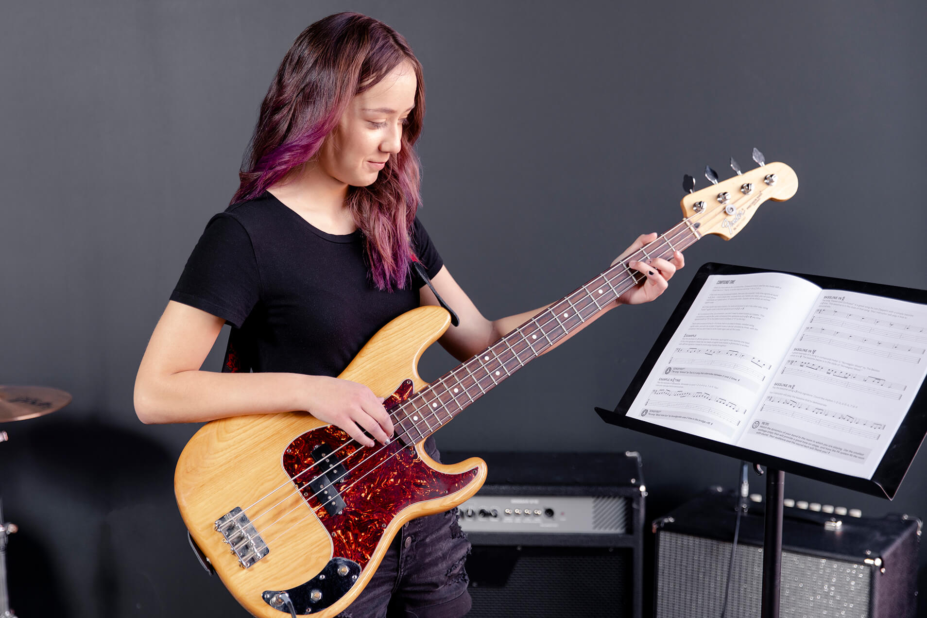 Learn How To Play A Bass Guitar