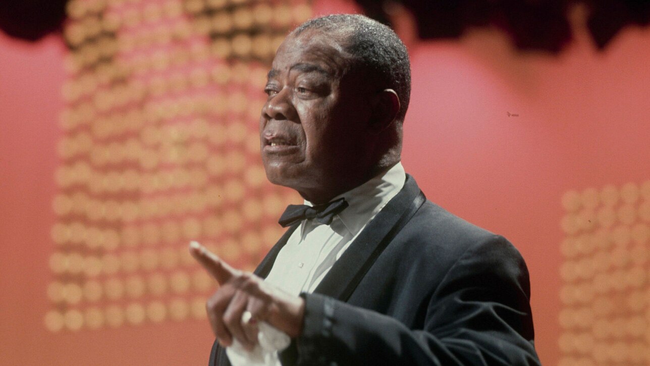 Louis Armstrong And His Orchestra: What A Wonderful World
