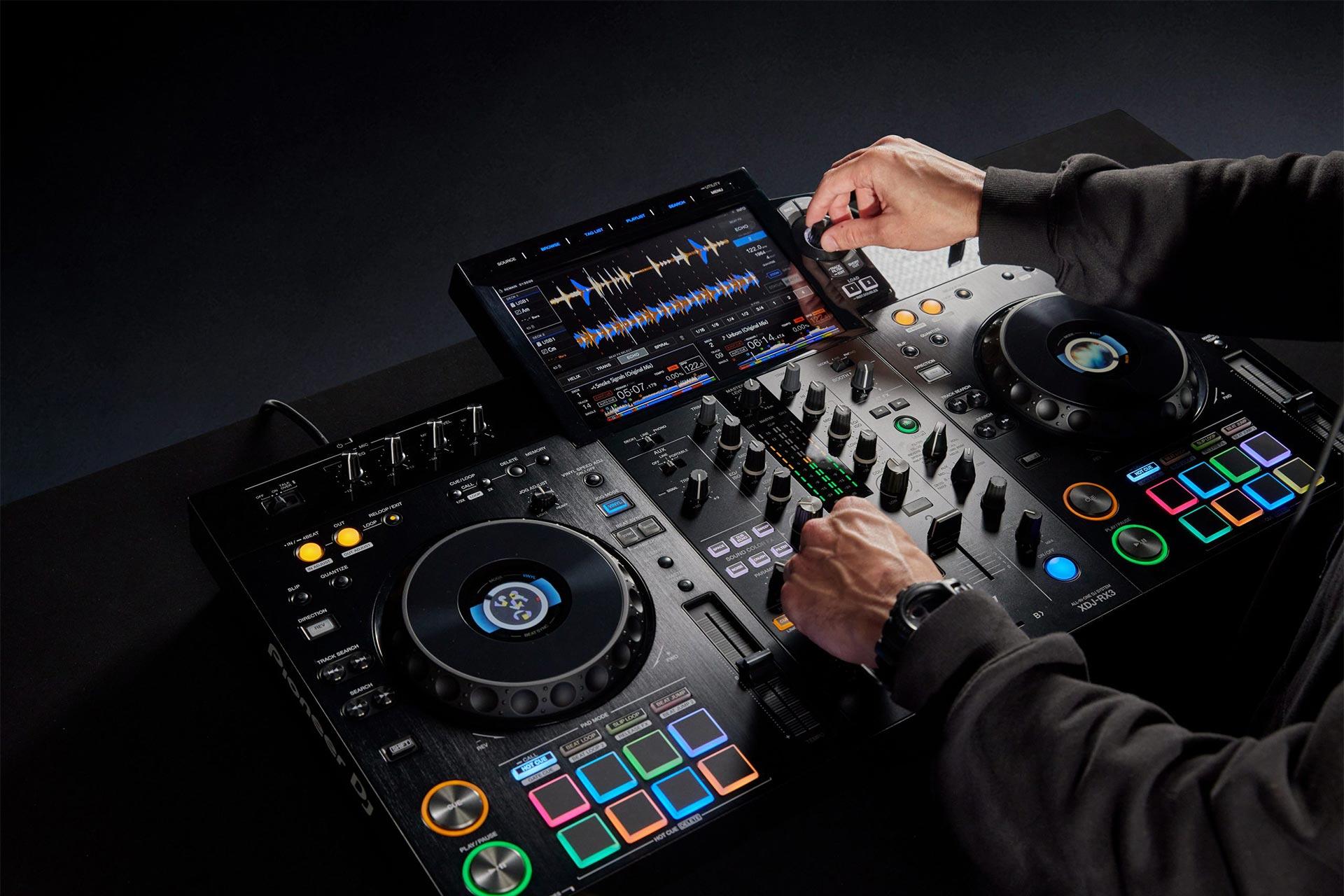 What Is The Best DJ Controller?