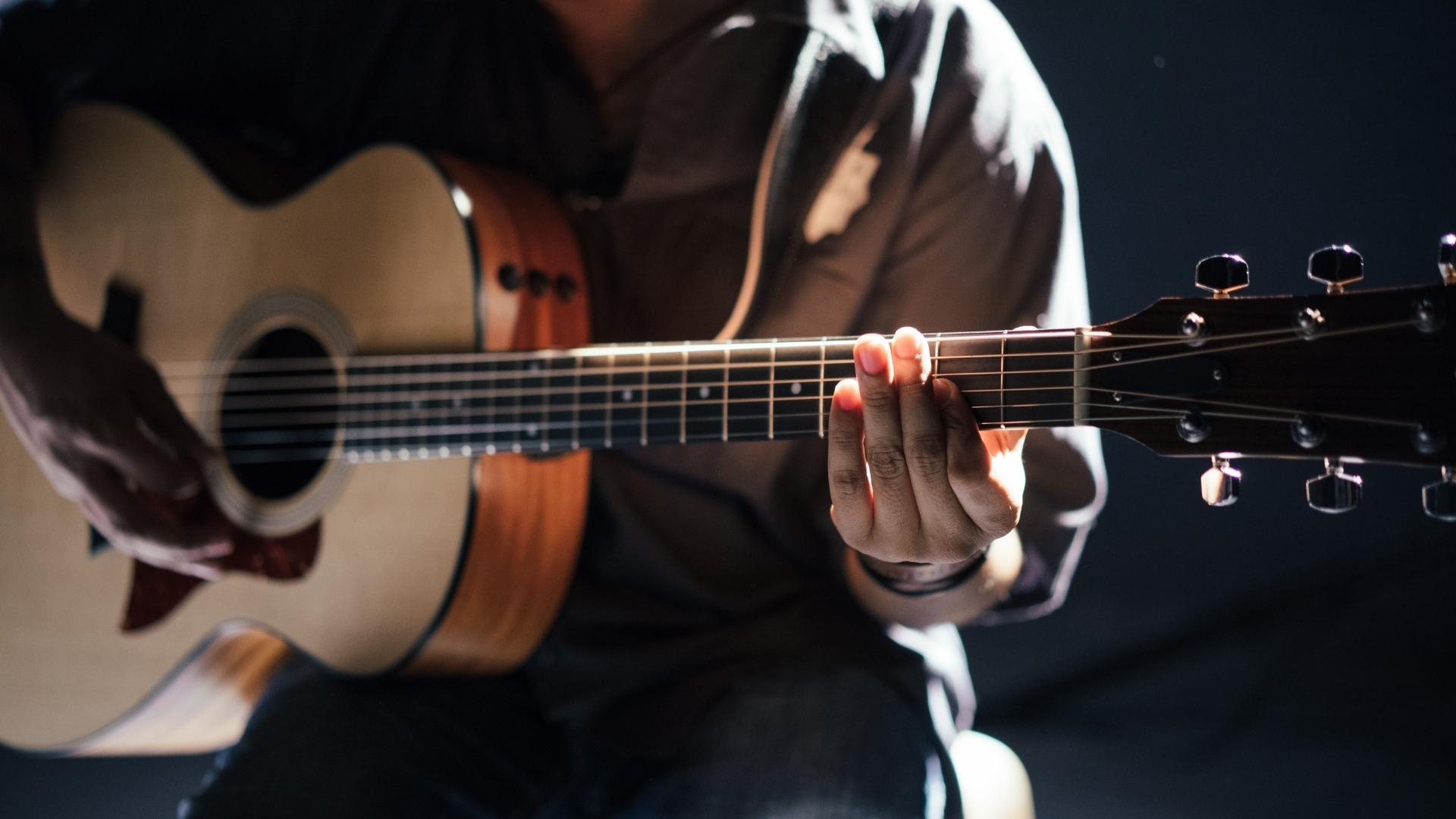 How To Do Pull Offs On Acoustic Guitar