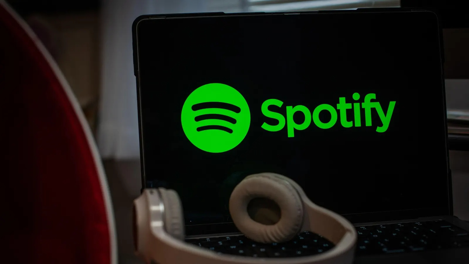 How To Host A Music Streaming Server Off Your PC Running Spotify Playlists
