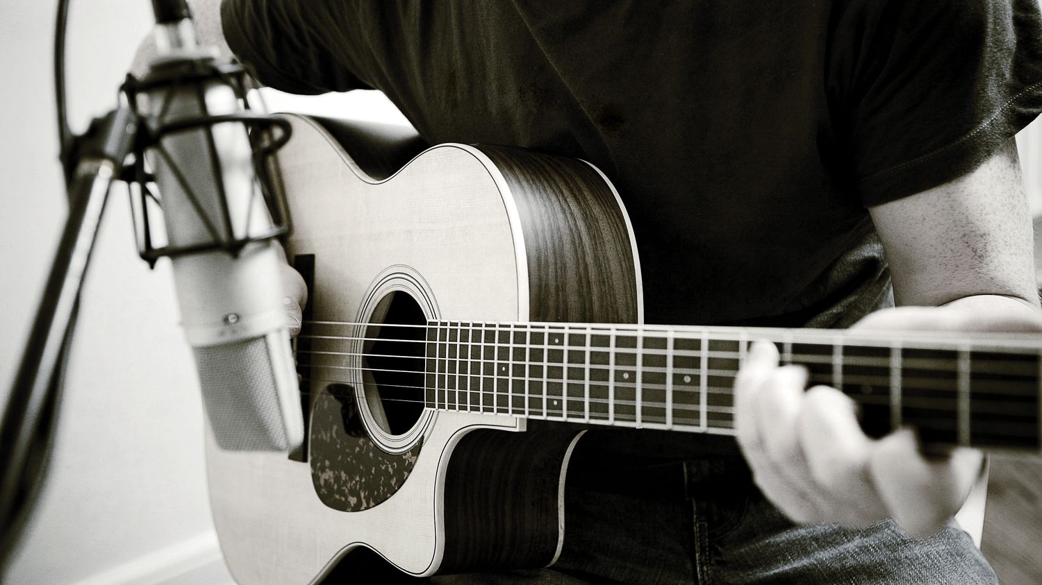 How To Record An Acoustic Guitar