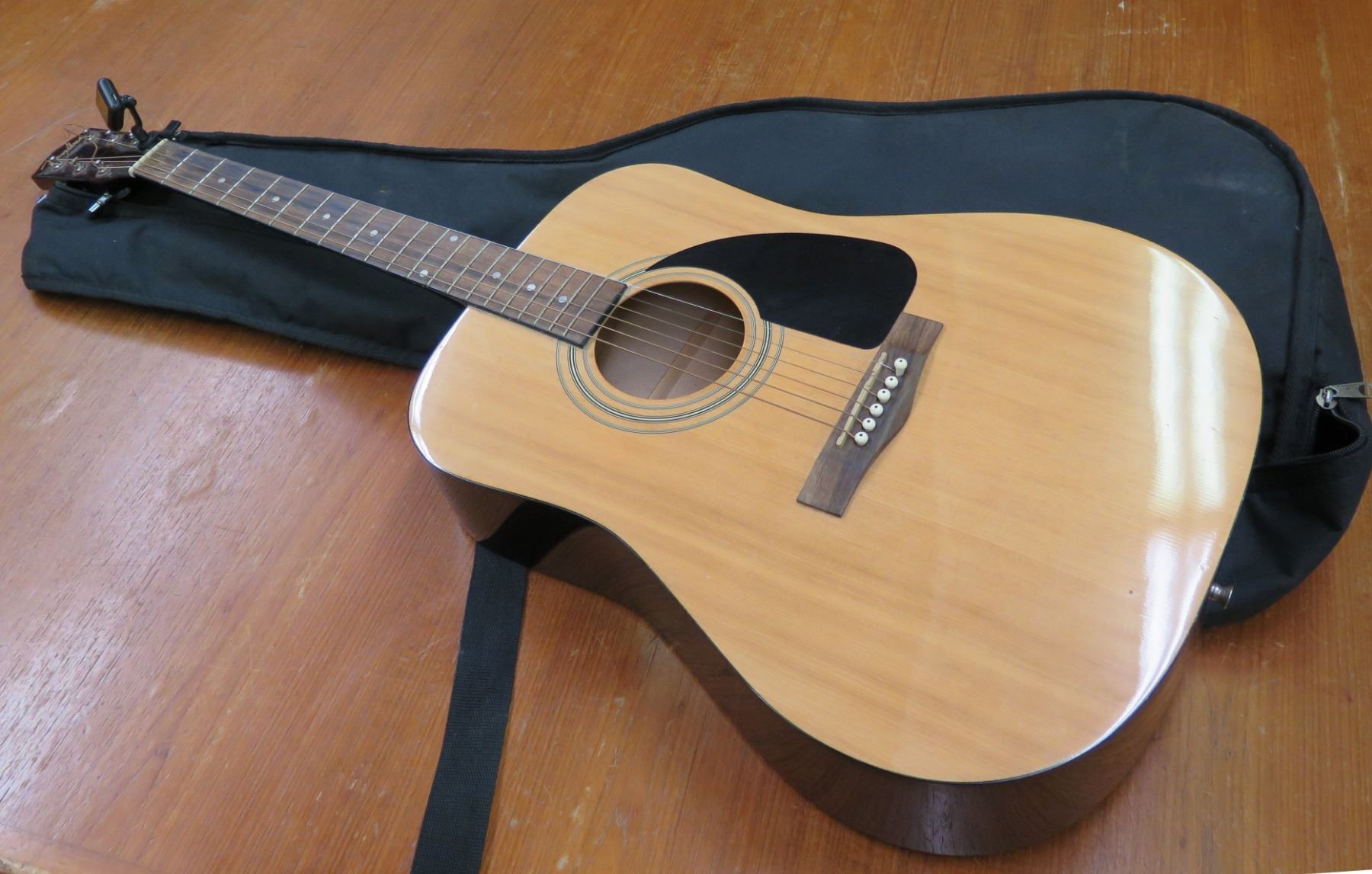 How To Tune A 6-String Acoustic Guitar
