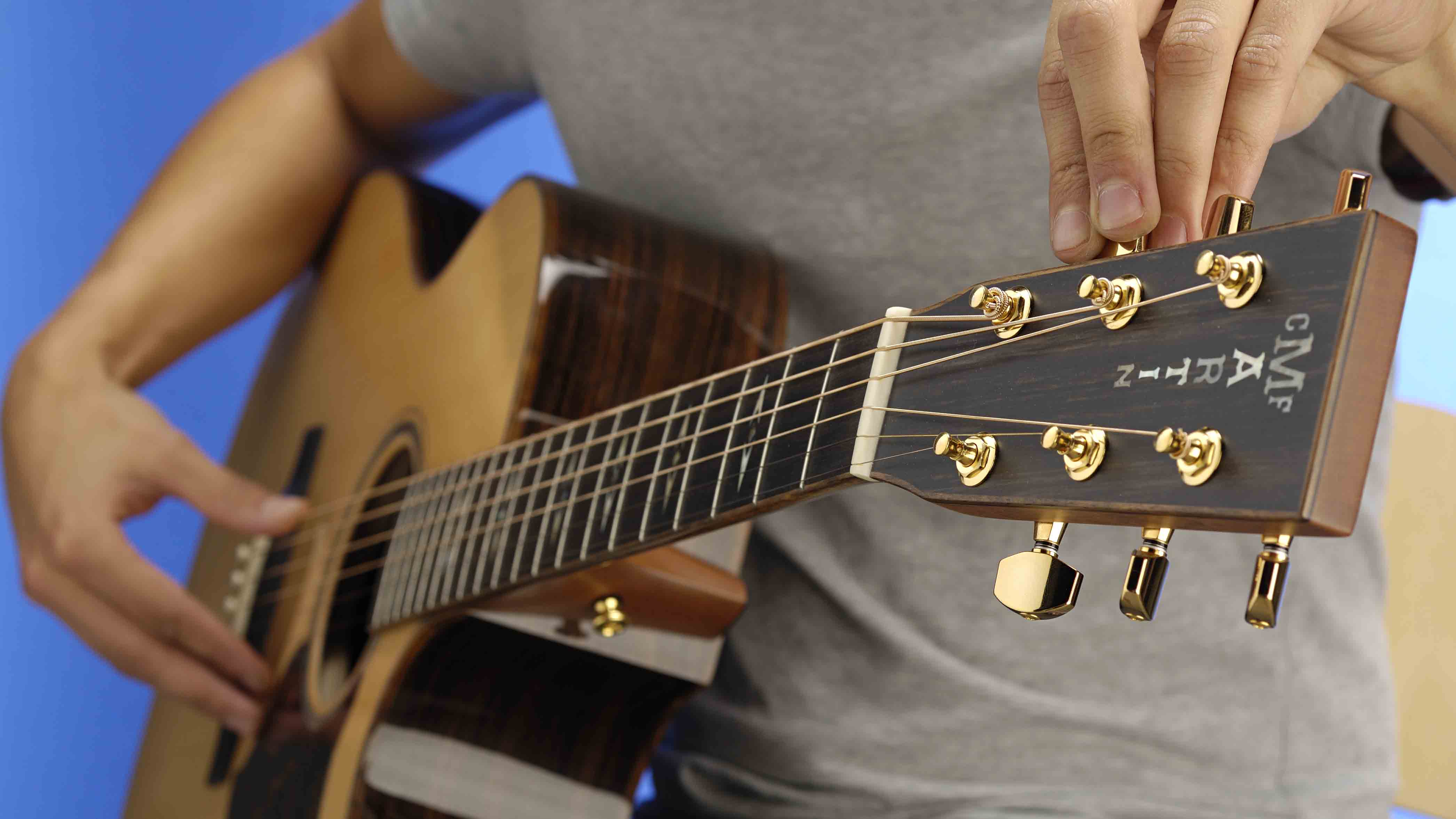 How To Tune An Acoustic Guitar Without A Tuner