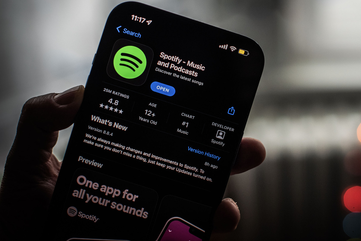 Tech: How Does Spotify Handle Music Streaming?
