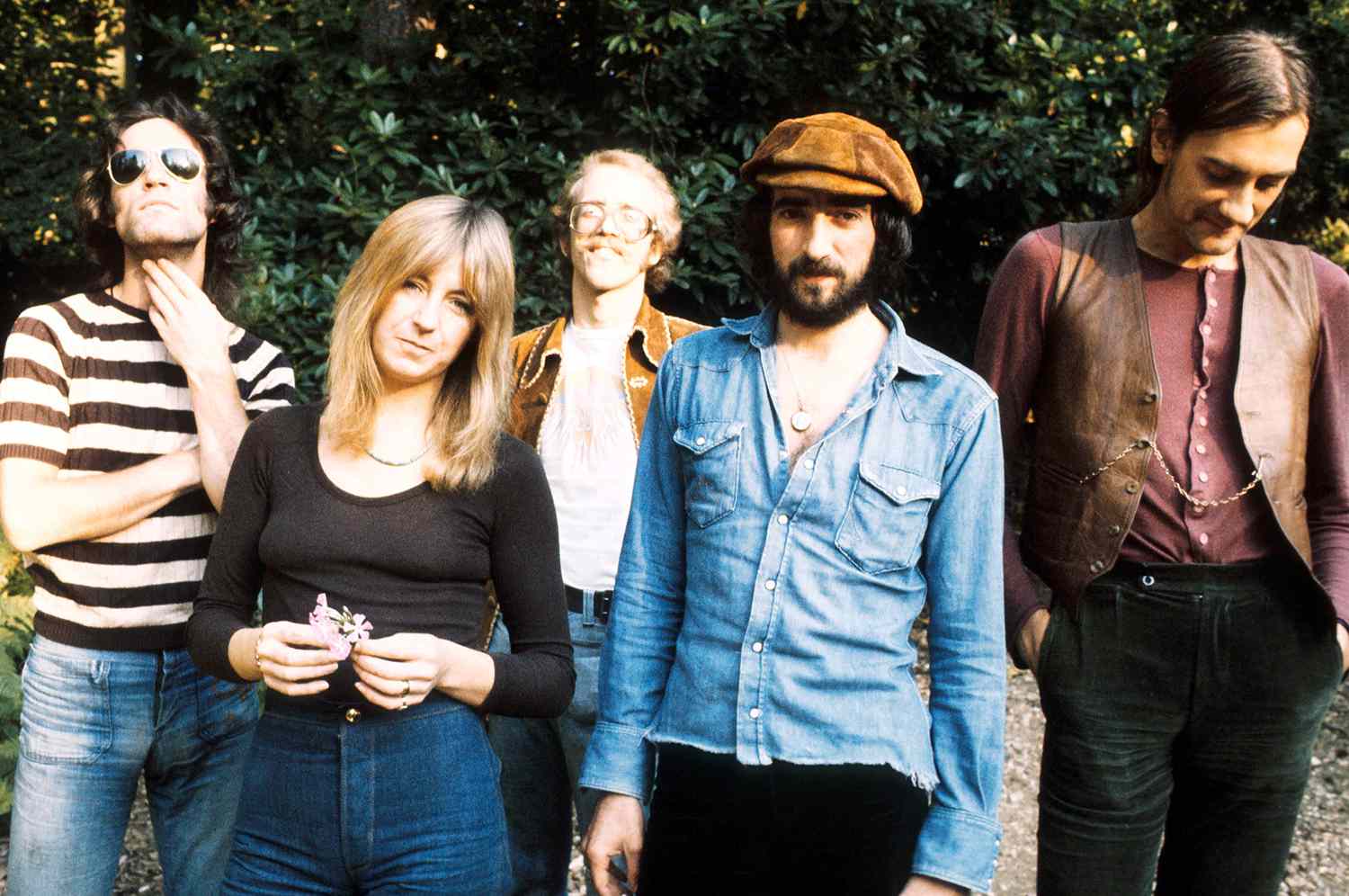 Who Is The Lead Singer Of Fleetwood Mac