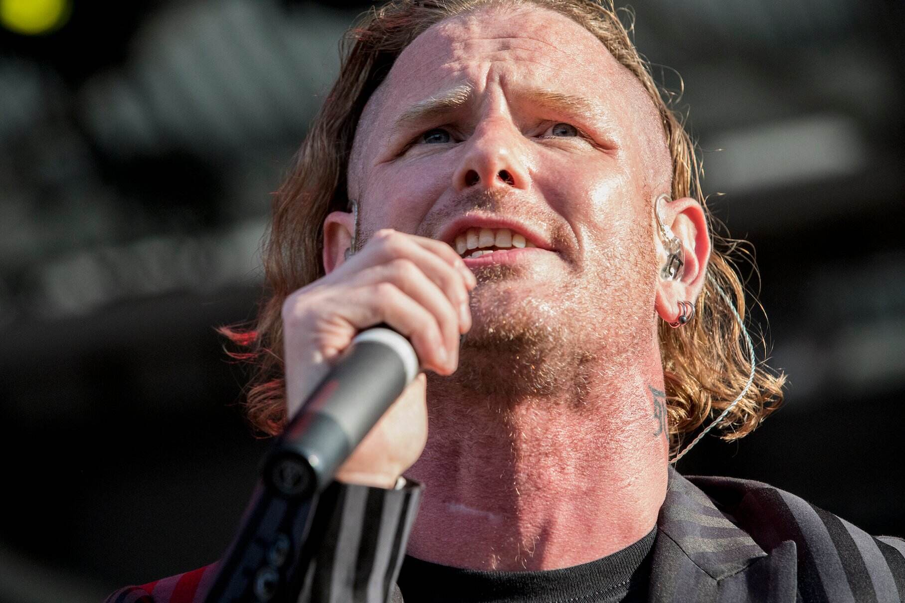 Who Is The Lead Singer Of Stone Sour