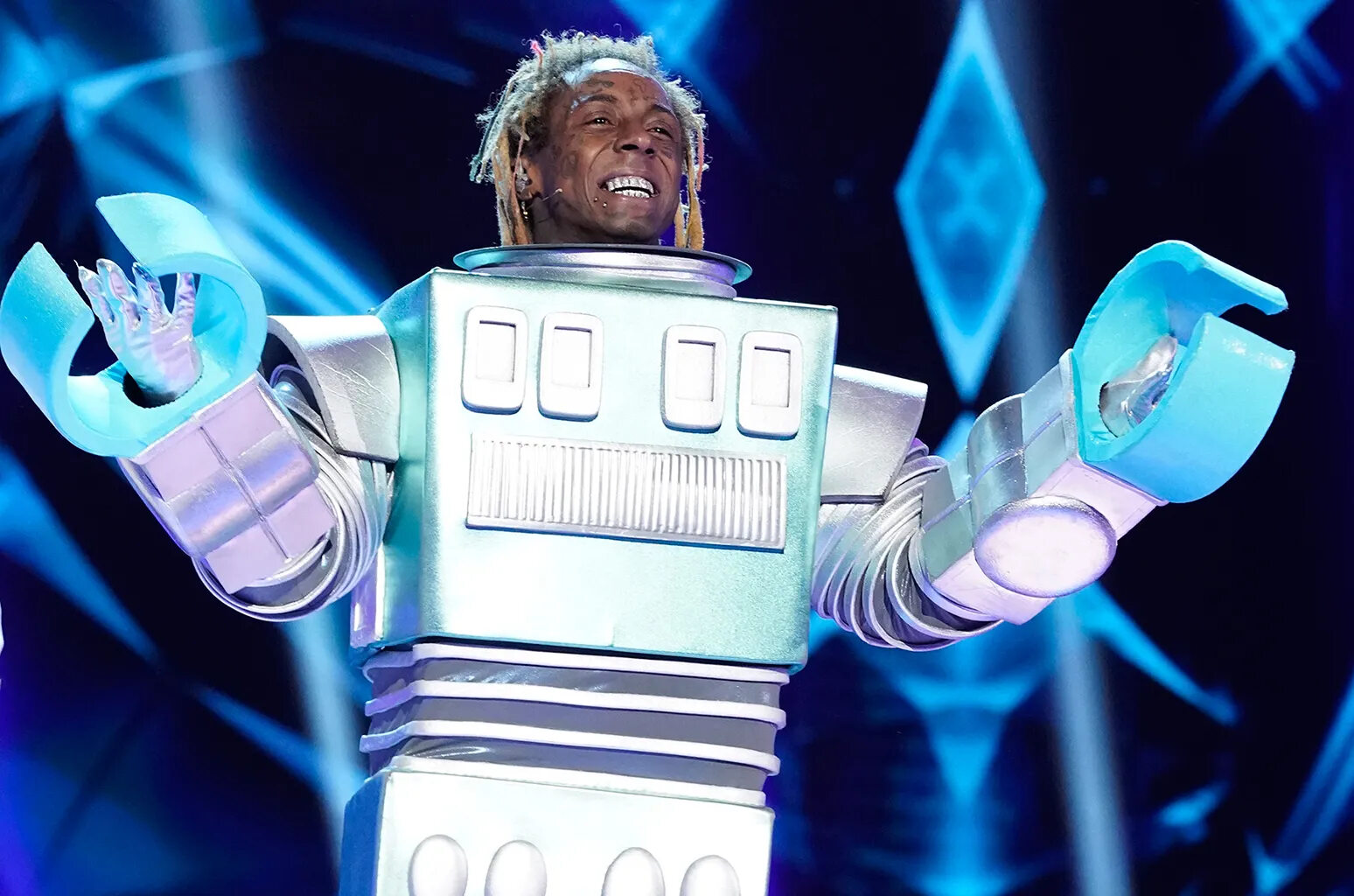 Who Is The Robot On The Masked Singer